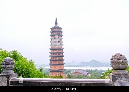 Bai Dinh Pagode die biggiest und grösste Tempel Komplex in Vietnam, Trang Ein, Ninh Binh Stockfoto