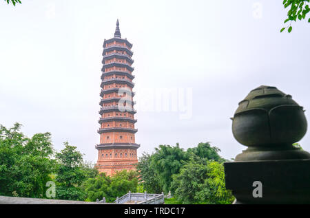 Bai Dinh Pagode die biggiest und grösste Tempel Komplex in Vietnam, Trang Ein, Ninh Binh Stockfoto