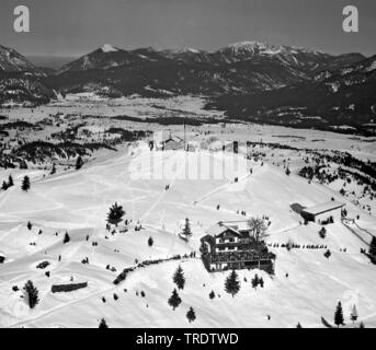 Moutain Hoher Kranzberg die Bergkette der Wetterstein, Luftbild, zwischen 1958 und 1963 genommen, Deutschland, Bayern Stockfoto