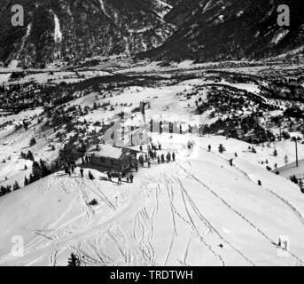 Moutain Hoher Kranzberg die Bergkette der Wetterstein, Luftbild, zwischen 1958 und 1963 genommen, Deutschland, Bayern Stockfoto