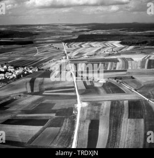 Feld Landschaft vor der Flurbereinigung in Bayaria, Luftbild aus dem Jahr 1960, Deutschland, Bayern Stockfoto