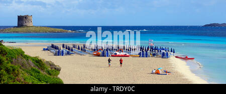 La Pelosa Strand und Isola Piana mit den alten Wachturm, Italien, Sardinien, Stintino Stockfoto