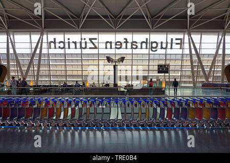 Zürich, Schweiz, 25. Mai 2019 - Blick auf den Flughafen Flughafen Zürich (ZRH). Stockfoto