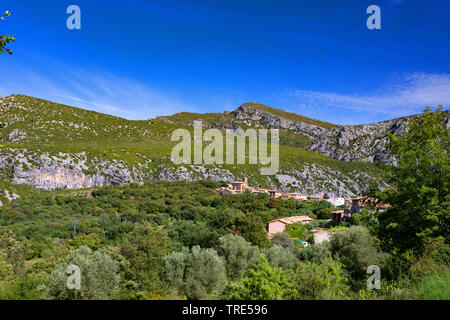 Dorf Rodellar am Canyon y Canones in der Sierra de Guara, Spanien, Aragon, Sierra y Canones de Guara Stockfoto