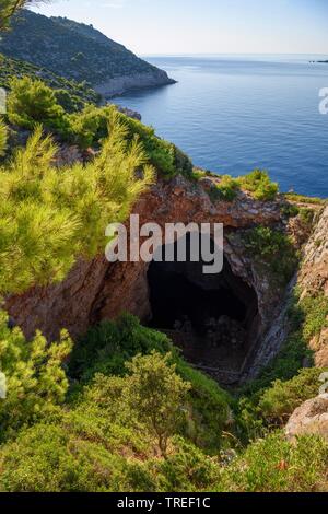 Odysseus Höhle an der Küste von Mljet, Kroatien, Dubrovnik, Nationalpark Mljet Stockfoto