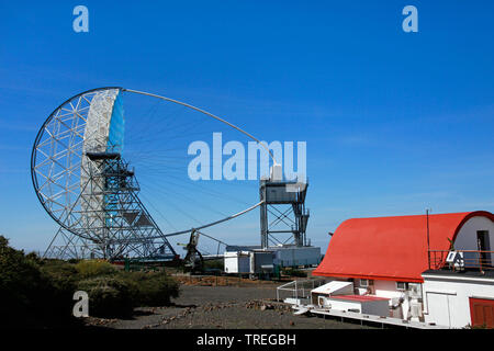 MAGIC-Teleskop auf dem Roque de Los Muchachos Observatorium, Kanarische Inseln, La Palma, El Paso Stockfoto