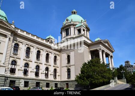 Nationalversammlung der Republik Serbien, Parlamentsgebäude von außen, Belgrad, Mai 2019. Stockfoto