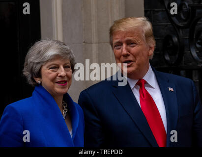 London, 4. Juni 2019 Präsident Donald Trump visits Theresa May MP PC, Premierminister in Dowing Street Credit: Ian Davidson/Alamy leben Nachrichten Stockfoto