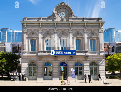 Bahnhof Europa der Informationszentrale Infopoint für die Gebäude des Europäischen Parlaments Place du Luxembourg Espace Léopold Brüssel Belgien Eu Europa Stockfoto