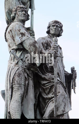 Statuen de Jan Breydel und Pieter de Coninck sur la Grande Place. Paul de Vigne. 1843-1901. Brügge. Belgique. Stockfoto