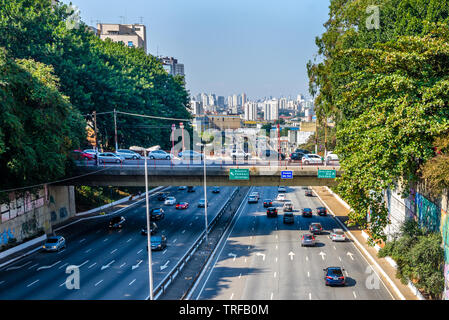 SAO PAULO, Brasilien, 14. JULI 2018; von Tag zu Tag in der größten Stadt Südamerikas. Stockfoto