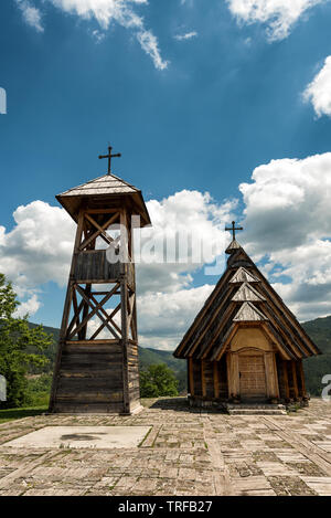 Ethno Dorf in der Nähe von Mokra Gora in Zlatibor Umgebung, Serbien Stockfoto