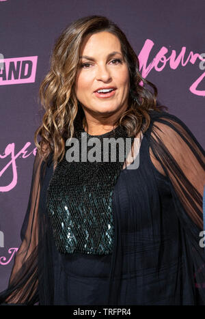 New York, NY - Juni 4, 2019: Mariska Hargitay besucht TVLand jüngeren Staffel 6 Premiere Party an der William Vale Hotel Stockfoto