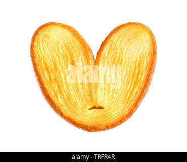 Blätterteig Cookie. Knusprige Herz oder Schmetterling pie auf weißem Hintergrund Stockfoto