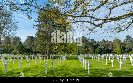 Colleville-sur-Mer, Frankreich - 6. Mai 2019: Normandie amerikanische Friedhof und Denkmal in der Nähe des Dorfes von Colleville-sur-Mer, Calvados in der Normandie, Frankreich. Stockfoto