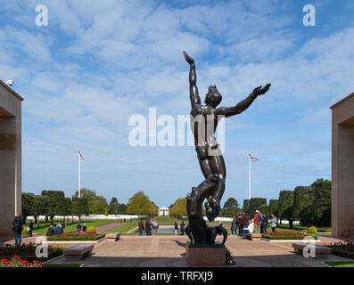 Colleville-sur-Mer, Frankreich - 6. Mai 2019: Normandie amerikanische Friedhof und Denkmal in der Nähe des Dorfes von Colleville-sur-Mer, Calvados in der Normandie, Frankreich. Stockfoto