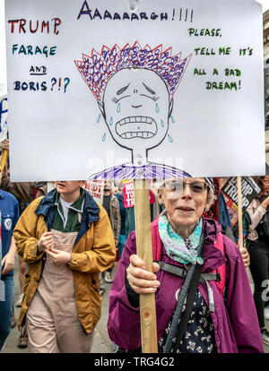 London, Großbritannien. 4. Juni, 2019. Tausende protestieren in London gegen uns Präsident Donald Trumps Staatsbesuch in Großbritannien Stockfoto