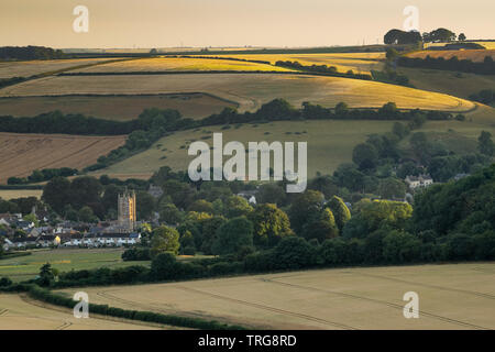 Cerne Abbas an einem Sommerabend, Dorset, England, Großbritannien Stockfoto