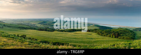 Abbotsbury, St Catherine's Kapelle, Chesil Beach und Portland in der Morgendämmerung, Jurassic Coast, Dorset, England, Großbritannien Stockfoto