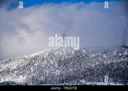 Verschneite Parnitha Mt., Athen, Griechenland Stockfoto