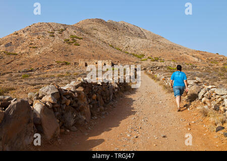 Camino de la Montaña Sagrada de Tindaya. Pueblo Tindaya. Isla Fuerteventura. Provinz Las Palmas. Islas Canarias. España Stockfoto