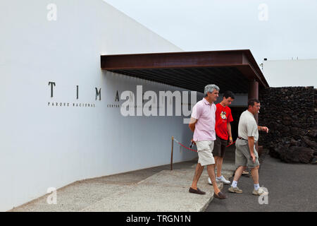 Parque Nacional Timanfaya. Centro de Visitantes. Pueblo Mancha Blanca. Isla Lanzarote. Provinz Las Palmas. Islas Canarias. España Stockfoto