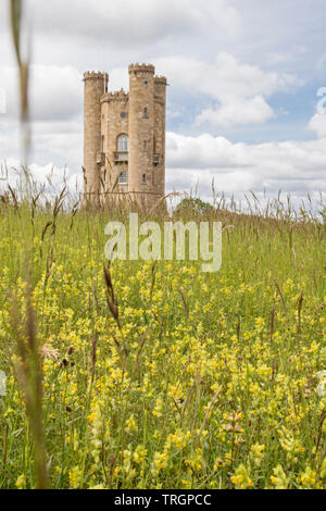 Broadway Tower und Country Park in der Nähe von Cotswold Town von Broadway, Worcestershire, England, Großbritannien Stockfoto