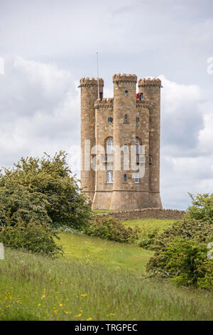 Broadway Tower und Country Park in der Nähe von Cotswold Town von Broadway, Worcestershire, England, Großbritannien Stockfoto