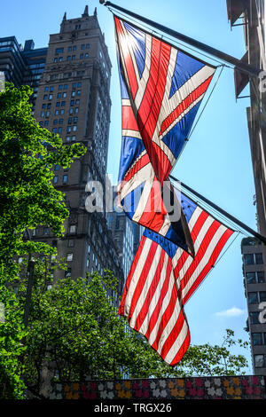 New York, USA, 2. Juni 2019. Großbritannien und die USA Fahnen in den Straßen von New York City. Credit: Enrique Ufer/Alamy Stock Foto Stockfoto