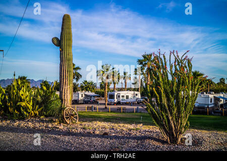 Yuma, AZ, USA - April 7, 2017: Genießen Sie die Aussicht von unserem RV Bann Stockfoto