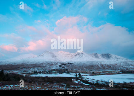 Cuillin Berge im Winter von Glen Spröde, Isle of Skye Stockfoto