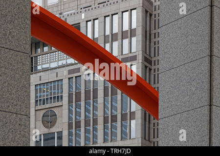 Tokio, Japan, 13. Mai 2019: Metropolitan Regierung Gebäude. Der Großraum Tokio Bereich geordnet als die bevölkerungsreichsten Metropolregion der Welt. Stockfoto