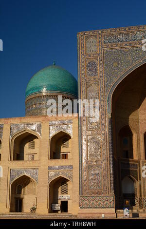 Detail der Mir-i-arabischen Madrasah. Buchara. Usbekistan Stockfoto