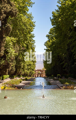 Die historische Shahzadeh Garten, wie Prince's Garten, in Mahan, Iran bekannt. Der ursprüngliche Garten wurde um 1850 erbaut. Es ist ein UNESCO-Welterbe Stockfoto