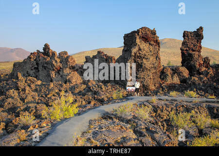 Schlackenkegel an der North Crater Flow Trail, Krater des Mondes National Monument, Idaho, USA Stockfoto