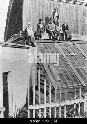 Russische königlichen Familie gefangen gehalten an der Govenor Herrenhaus in Tobolsk, Gebiet Tjumen Provinz, Russland, zwischen August 1917 und April 1918 Stockfoto