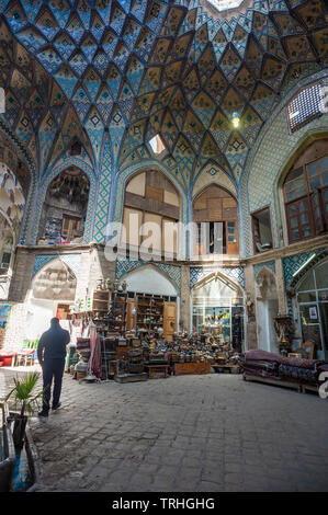 Das große Licht gut an theTimche-ye Amin od-Douleh auf dem Basar in Kashan, Iran. Der Basar wird gedacht, während der Seldschukischen Dynastie erbaut worden zu sein, Stockfoto