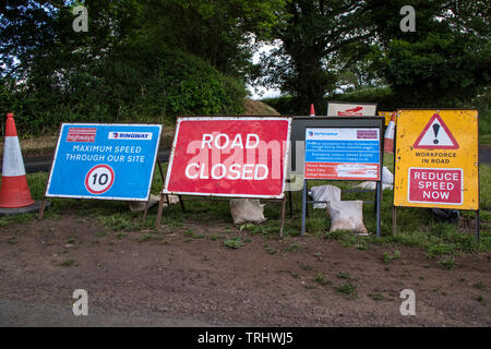 Straßensperre Zeichen, England, Großbritannien Stockfoto