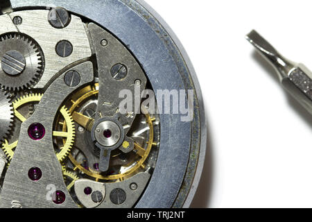 Vintage Uhrwerk close-up. Übersicht Herstellungskosten, Räder und Juwelen. Stockfoto