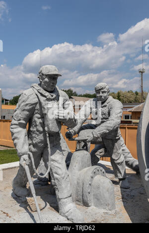 Denkmal für die Liquidatoren von Tschernobyl Akw Unfall getötet, Sperrzone von Tschernobyl, Ukraine Stockfoto