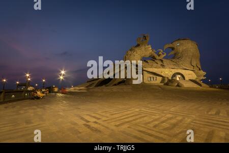 Jatayu Erdmittelpunkt, Kollam, Kerala, Indien - 18. Mai 2019: Eine Nacht von Sicht von Jatayu Skulptur Stockfoto