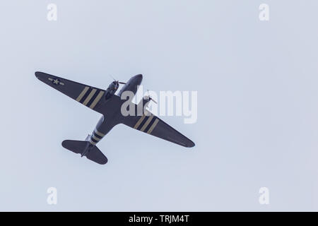 Single Dakota überschrift in die Normandie Overhead Southend Flughafen als Teil 75 Jahre D-Day Jubiläum Stockfoto