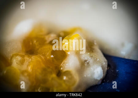 Tapiokasago und Mango Pudding Stockfoto