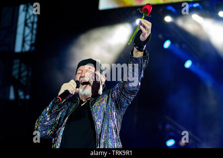 Mailand Italien 7. Juni 2019 Vasco Rossi lebt im Stadio San Siro Mailand während der Vasco Non Stop Live Tour © Andrea Ripamonti/Alamy Stockfoto