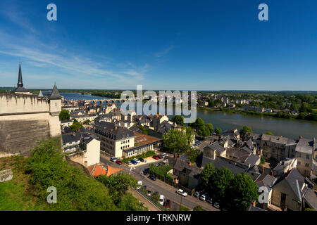 Die Loire von Schloss von Saumur, Maine et Loire, Pays de la Loire, Frankreich Stockfoto