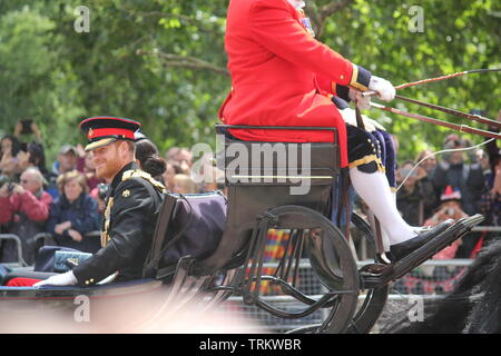 Meghan Markle & Prinz Harry stock, London, UK, 8. Juni 2019 - Meghan Markle Prinz Harry 1. Zusammen Outing seit Baby/Mutterschaft die Farbe Stockfoto
