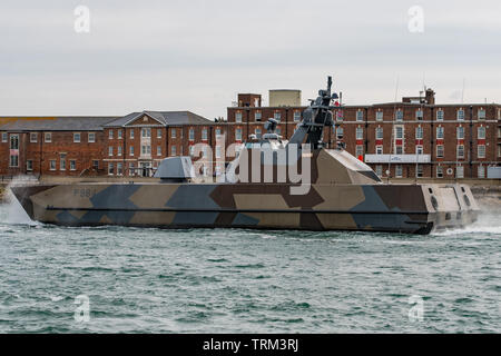 Die Royal Norwegian Navy Stealth Corvette HNoMS Glimt (P964) verließ Portsmouth, Großbritannien, am 5. Juni 2019 im Rahmen der D-Day 75 Gedenkfeier. Stockfoto