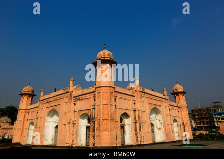 Pari Bibi Grab innerhalb des Lalbagh Forts in alten Dhaka, Bangladesch. Stockfoto