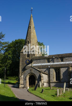 St Michaels und alle Engel Kirche, Taddington Dorf Derbyshire UK Stockfoto