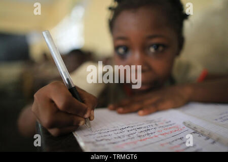 Ecole Primaire d'Adjallé. Abkommen von Lomé. Togo. Afrique de l'Ouest. Stockfoto